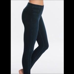 SPANX Jean ish Ankle Leggings.NWT.Size large